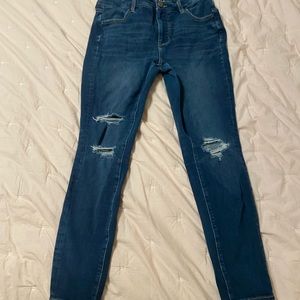 AMERICAN EAGLE DREAM JEAN DISTRESSED